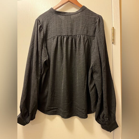 NWT Size XL Vero Moda Aware 
Brilliant Balloon-Sleeve Shirt - Picture 3 of 4